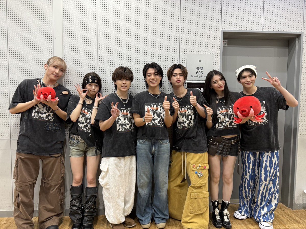 GENIC official tweet media