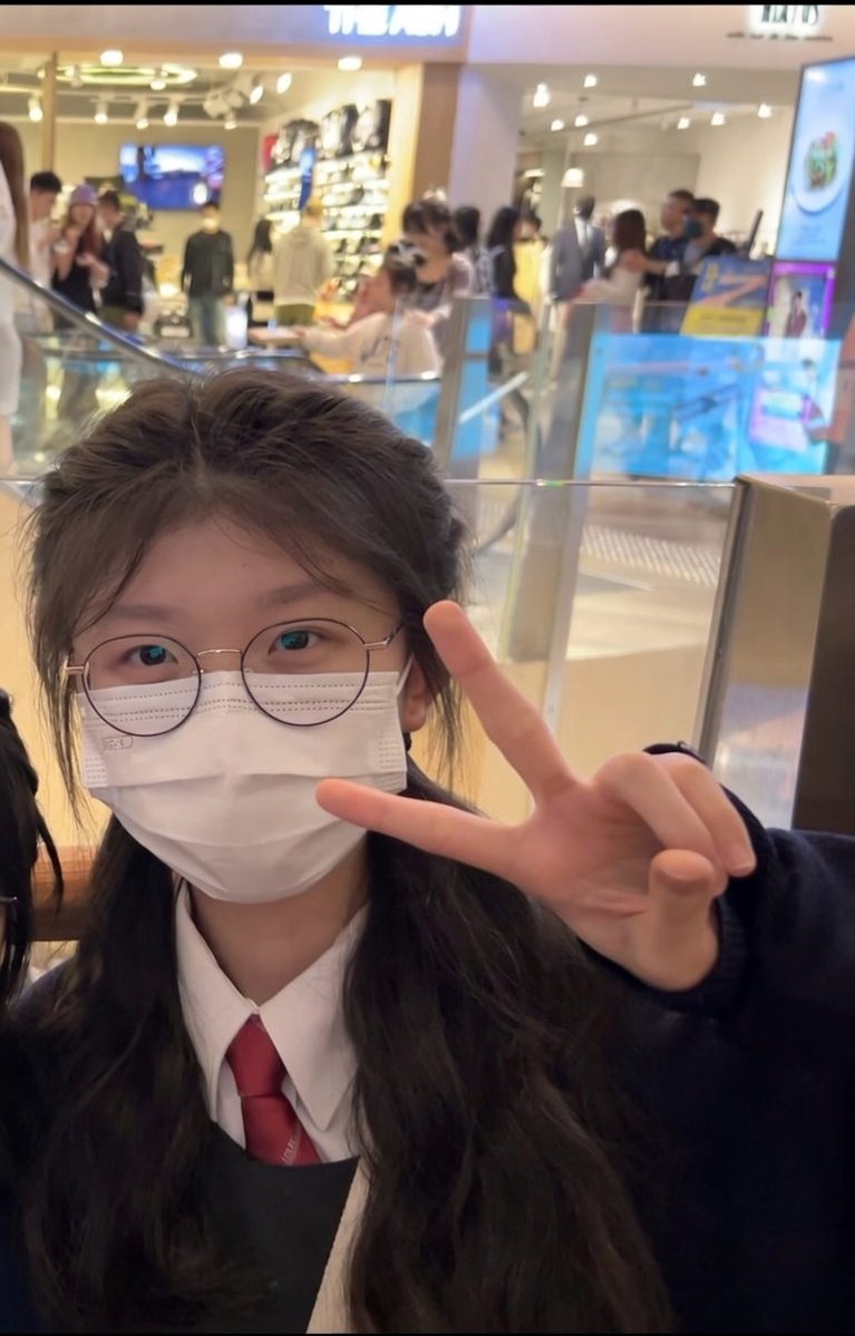 Luna ^_^ tweet media