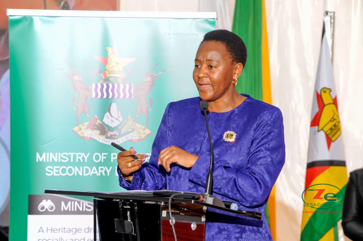 Çharmaine Ropafadzo tweet media