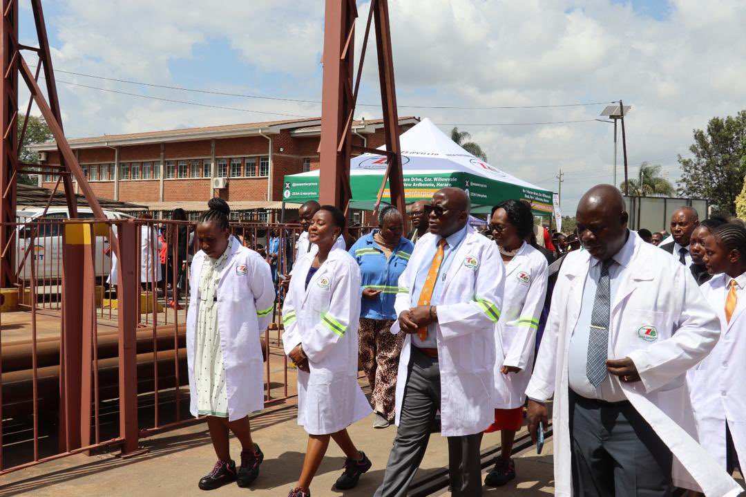 Çharmaine Ropafadzo tweet media