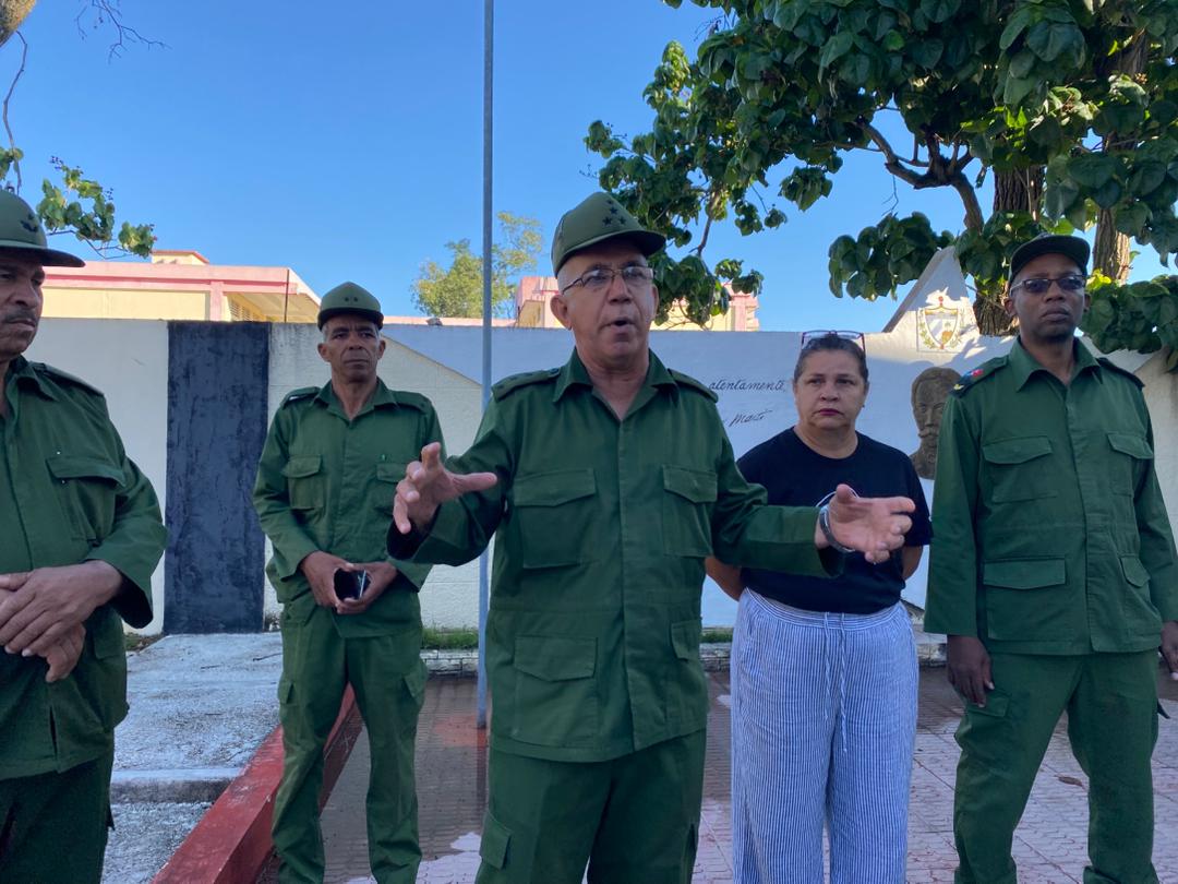 conam1967's tweet photo. En el Día de la Defensa Nacional, la #ECOI9 reafirma su compromiso con la preparación para la defensa de la Patria socialista 🇨🇺.
La FEI fortalece la preparación técnica y revolucionaria de sus trabajadores.
¡La Revolución se defiende todos los días! #CubaEstáFirme #Defensa https://t.co/NTbDecXrCE