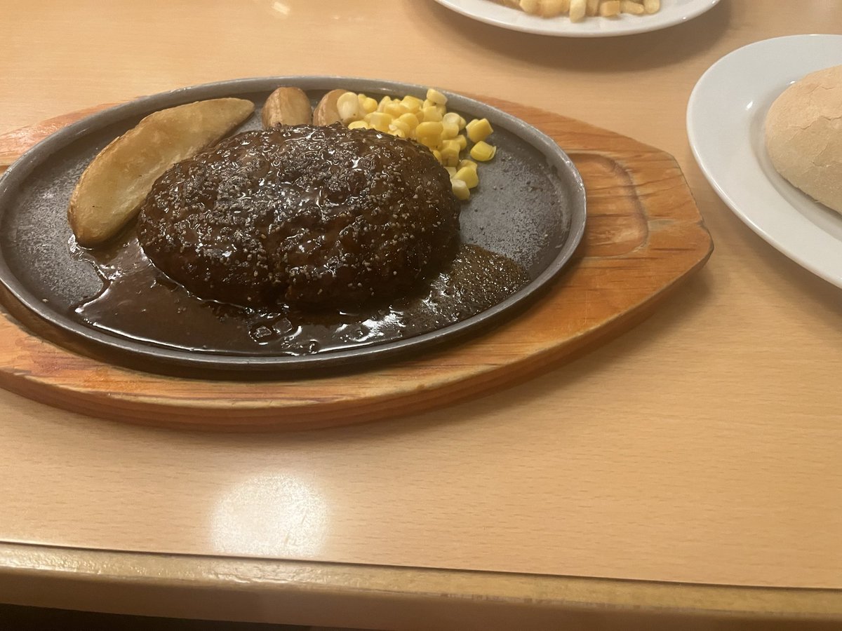 シラユキ🦋 tweet media