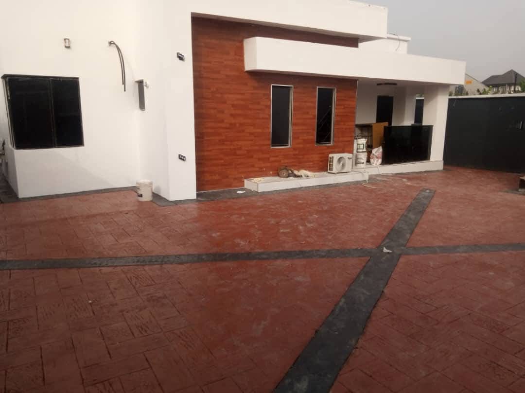 imran_services's tweet photo. From laying the foundation to completing the final design, every stage of our work is handled with care and expertise.
We focus on delivering structures that combine durability, aesthetics, and functionality for our clients.
#ConstructionProject #BuildingProgress #ReliableBuilders