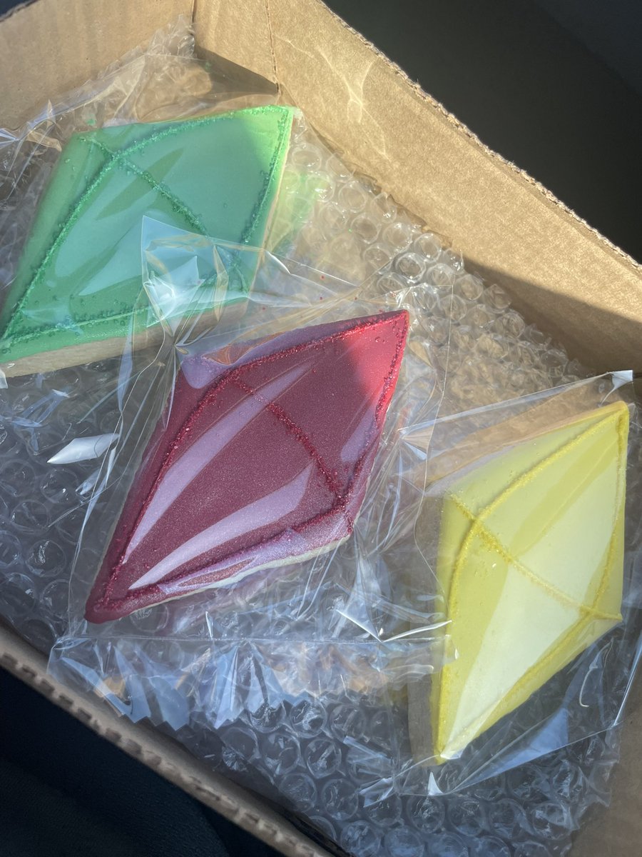 simmerrboi's tweet image. sim cookies i had ordered hehe 
#thesims4 #thesims