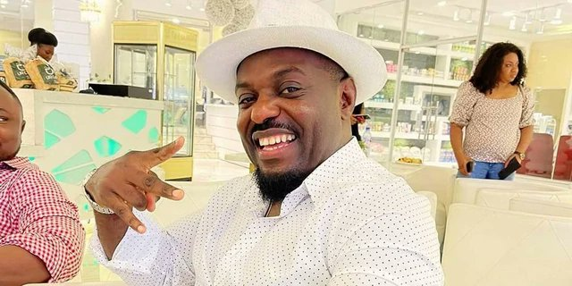 YabaLeftOnline tweet media