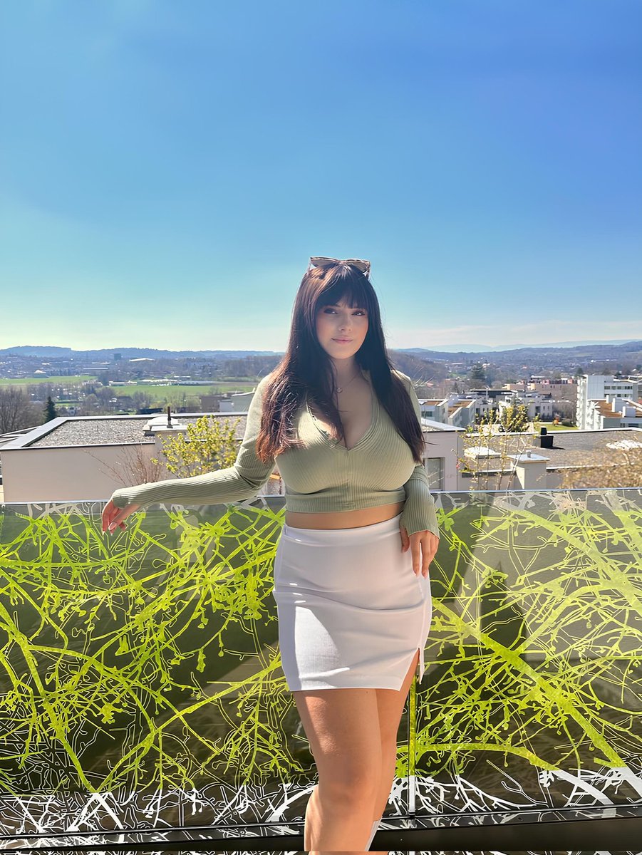 LinaSolX tweet media