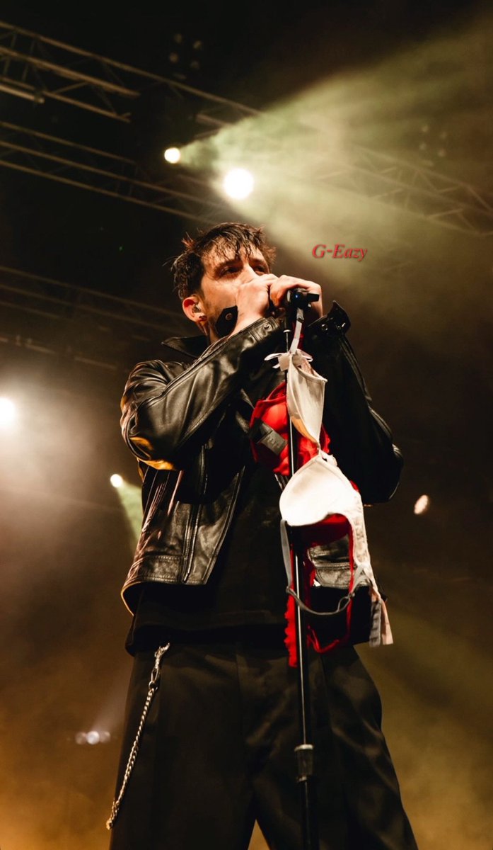 𝑮𝒆𝒓𝒂𝒍𝒅 𝑬𝒂𝒓𝒍 𝑮𝒊𝒍𝒍𝒖𝒎 tweet media