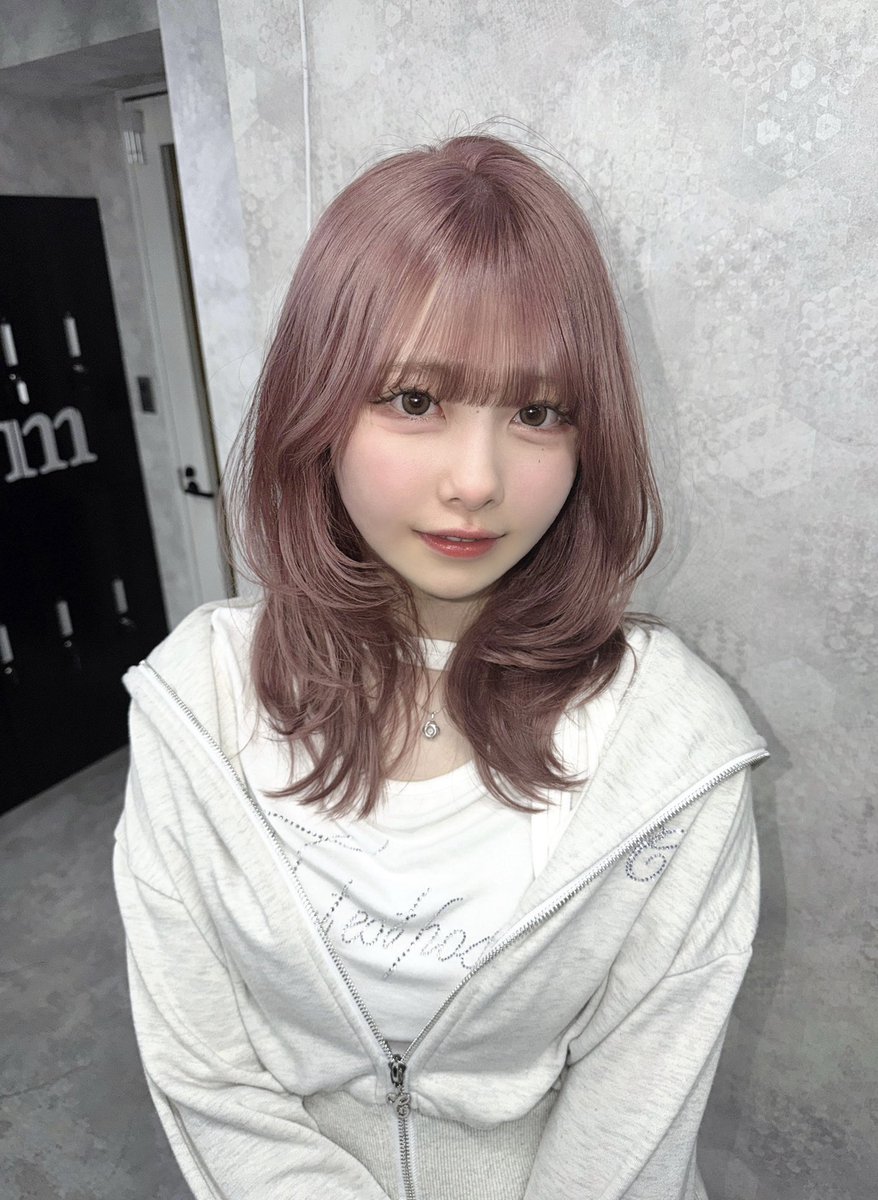 あらもち tweet media