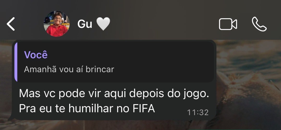 iximeuri's tweet photo. saudade de quando os pequenos respeitavam os mais velhos 😂😭 https://t.co/rNx9FJwATu