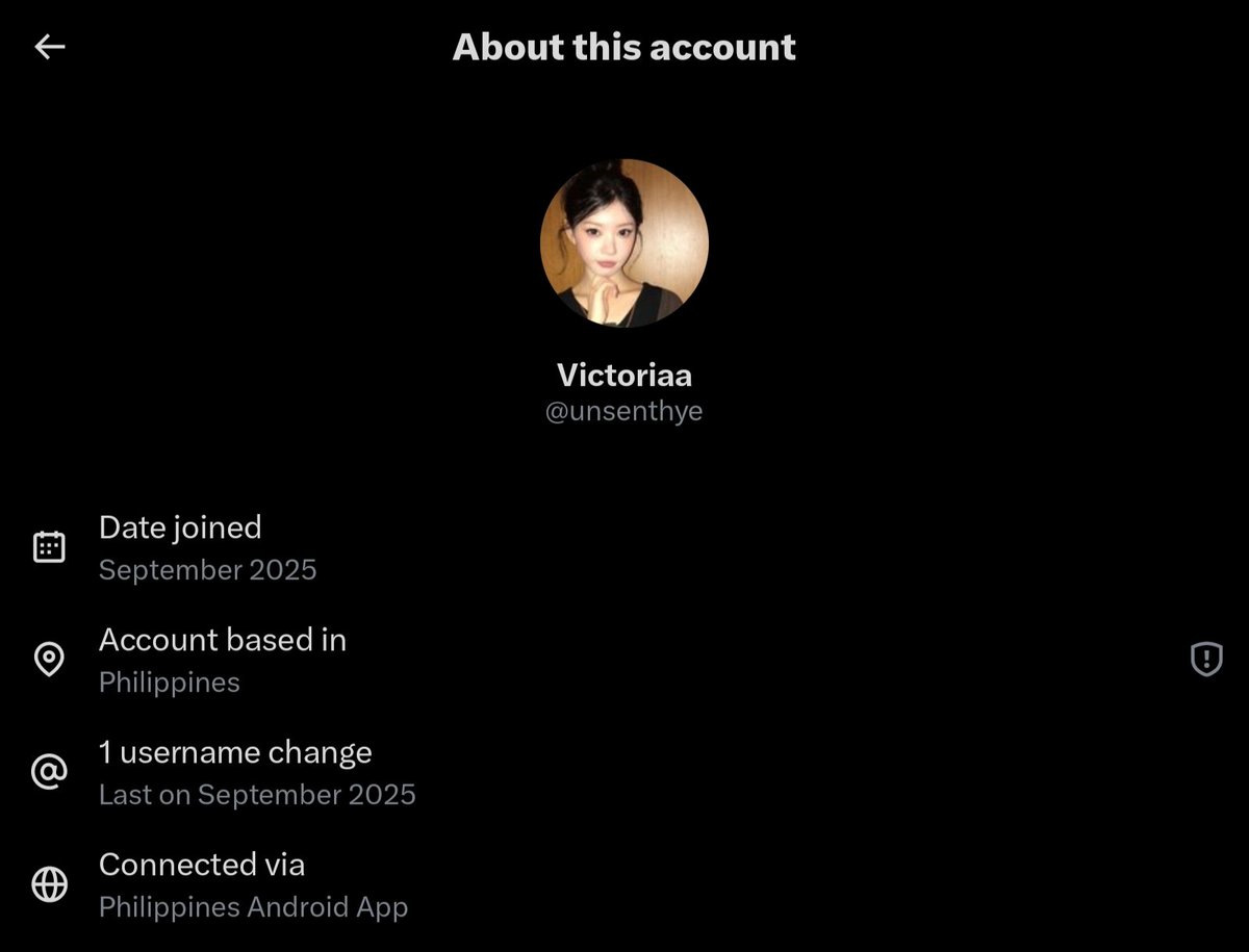YanzLunaa's tweet photo. Help me contact @unsenthye ‼️ I recently had a transaction with her for a Netflix account, but I can't open it anymore. It keeps saying 'wrong PIN,' and I can't reach her 😞 Thank you guys! https://t.co/yIArKq2S65