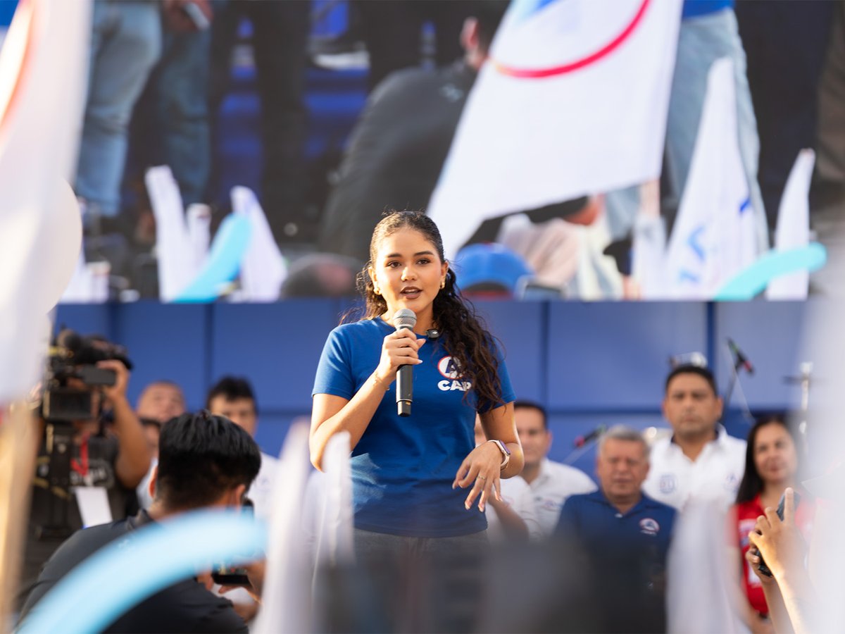 César Acuña Peralta tweet media