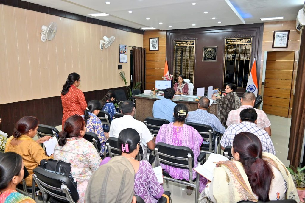 DM Bulandshahr tweet media