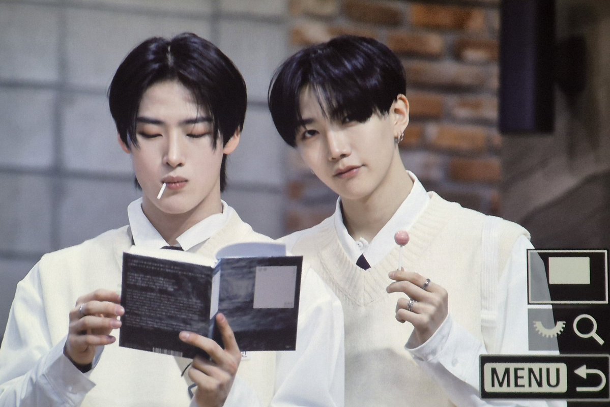 잇츠윰 tweet media