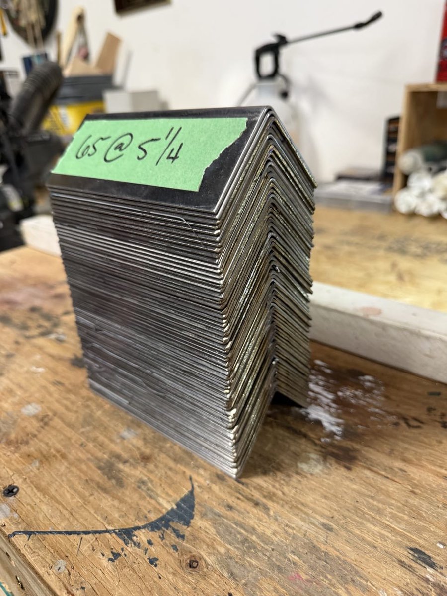 PRC_PrepRite's tweet image. Interior hallways can get beat up so fast, but not on Paul’s watch! 👏 He’s got pre-cutting corner guards down to a science. Thanks for all your hard work Paul! 
#buildingalegacy #prc #onthejob #behindthescences #skilledtrade #cornerguards #attentiontodetail