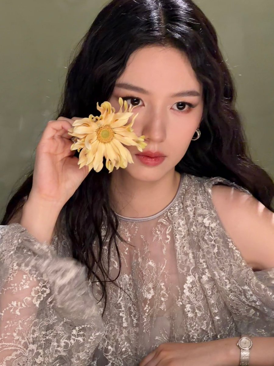 ️️️️️️ zoye. tweet media