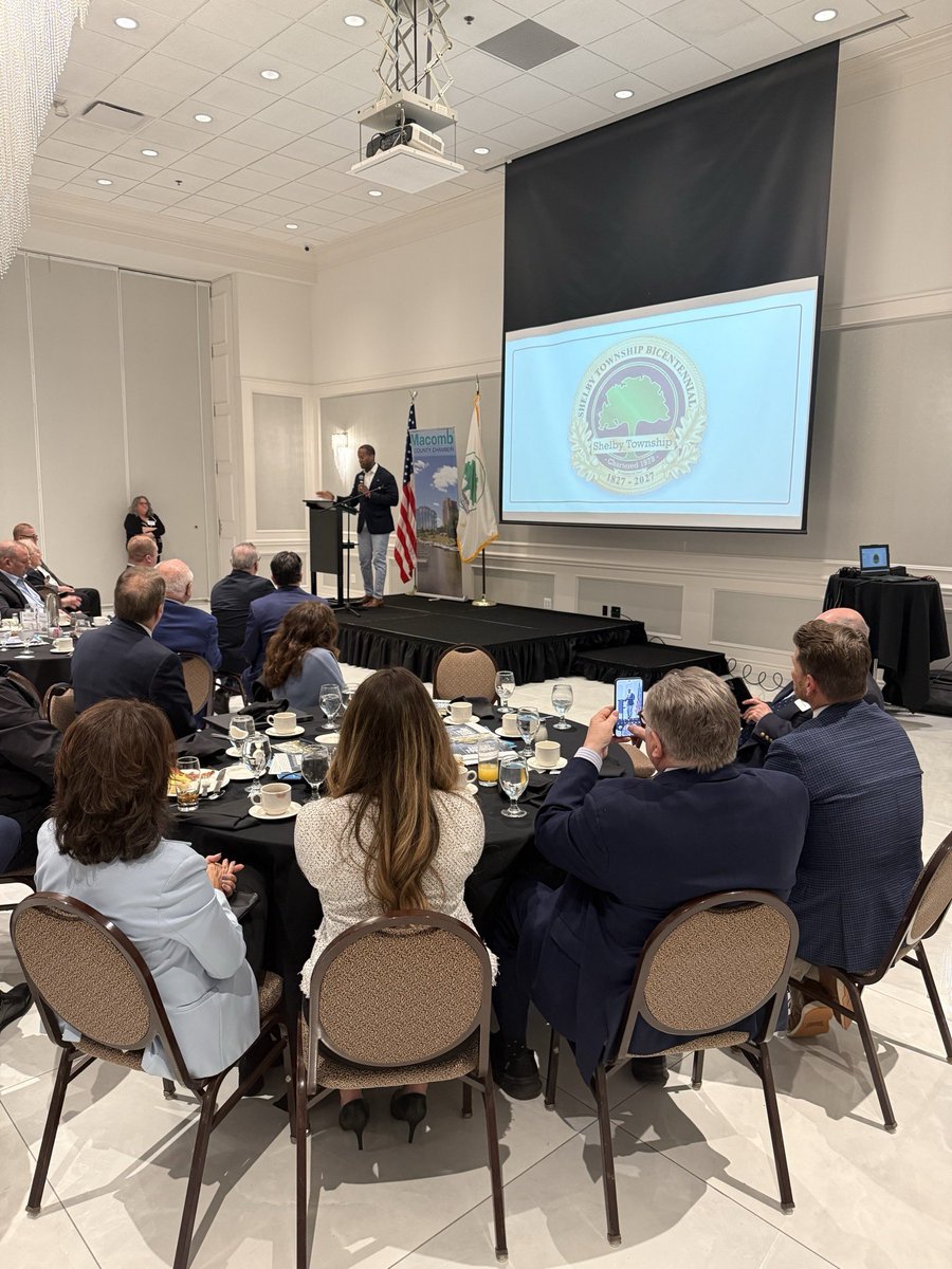 JohnJamesMI's tweet photo. The State of Shelby Township is STRONG! 🇺🇸

As a resident of Shelby Township, I am grateful to @Rick_Stathakis for his visionary, citizen-focused and award-winning leadership. On behalf of my family and all of our neighbors thank you, Rick. Keep up the good work! https://t.co/ocidGOwTaZ