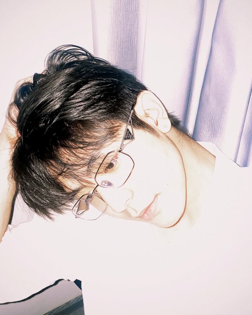 ᴍᴀʏ tweet media