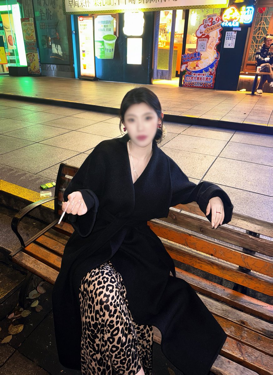 HongZY0803's tweet photo. 死了好久 #活一下 https://t.co/4pcfSUcHY8