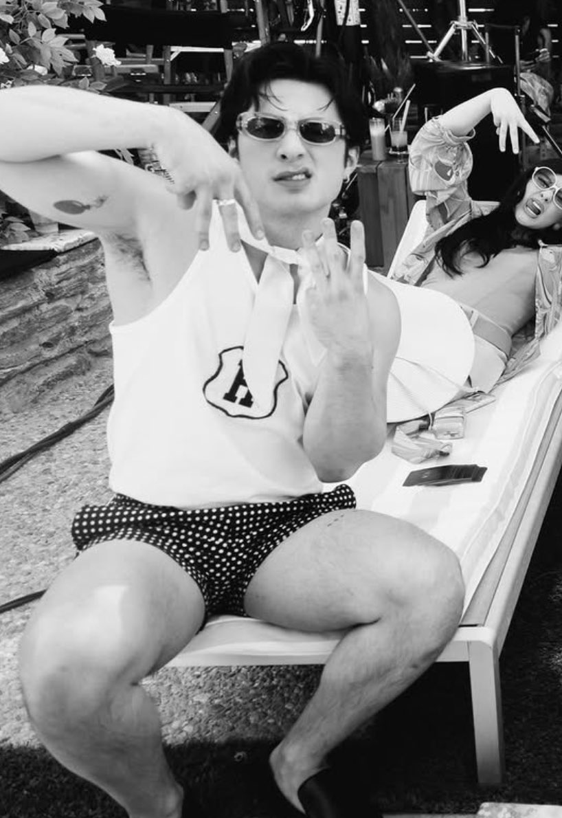 lex ౨ৎ tweet media