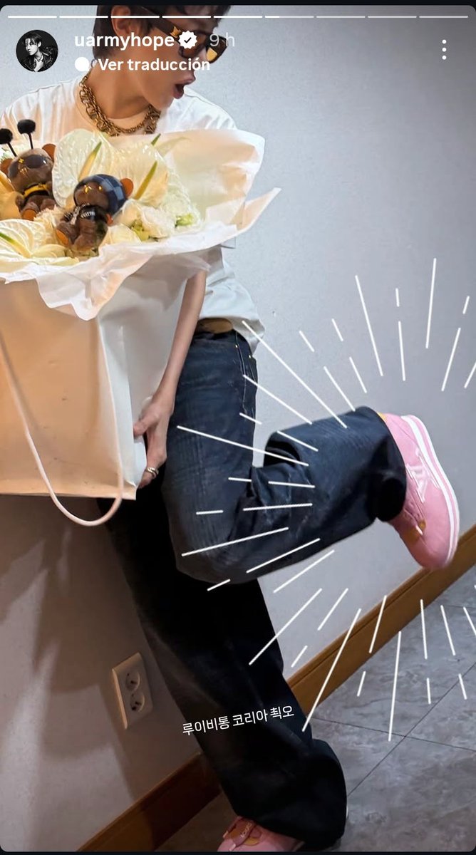 BTSARMY_ECUADOR's tweet image. 🌟💜 #JHOPE HISTORIAS DE IG 💜 
@BTS_twt 

Gracias Louis Vuitton 
Louis Vuitton Corea es el mejor 

THANK YOU BTS
PROUD OF BTS 
WE PURPLE YOU
#BTS_WORLDTOUR_ARIRANG