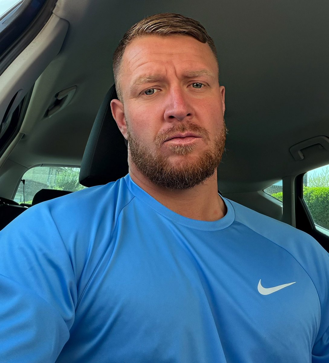 East Sussex Tradie tweet media