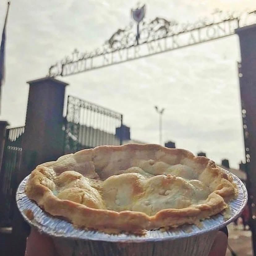 HomebakedBakery's tweet image. Expecting to be a little bit busier than usual tomorrow…

We will be open from 9am right up until kick-off with Pie Hole &amp;amp; Shutter serving you quicker

We can’t tell you what to do tomorrow but we can say we believe in Unity is Strength

#BuyLocal &amp;amp; Be Vocal. Up The Reds❤️