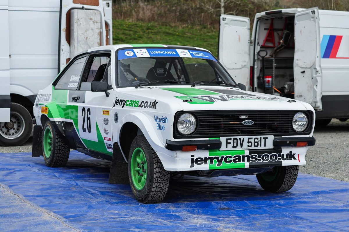 OfficialBHRC's tweet photo. 🏴󠁧󠁢󠁷󠁬󠁳󠁿 Welcome to Wales!

It's good to be back in Builth Wells for the Severn Valley Stages after a year away.

Ahead of the classic stages of mid-Wales, our crews prepare for tonight's ceremonial start in Llandrindod Wells!

#BHRC https://t.co/7CENtW2yiS