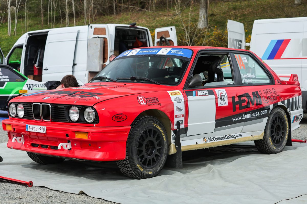 OfficialBHRC's tweet photo. 🏴󠁧󠁢󠁷󠁬󠁳󠁿 Welcome to Wales!

It's good to be back in Builth Wells for the Severn Valley Stages after a year away.

Ahead of the classic stages of mid-Wales, our crews prepare for tonight's ceremonial start in Llandrindod Wells!

#BHRC https://t.co/7CENtW2yiS