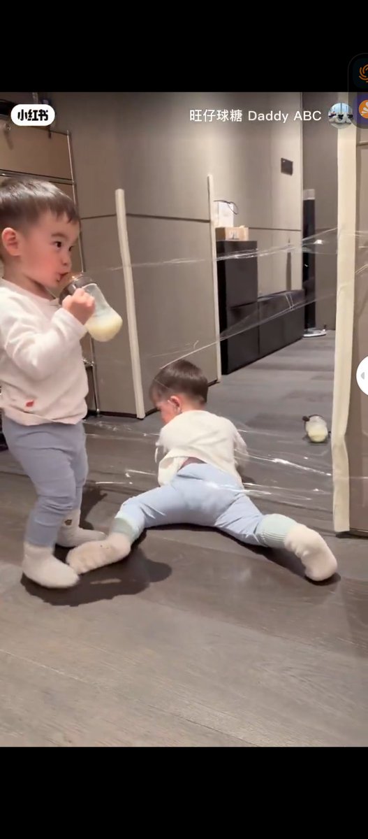 UnViewfinder tweet media