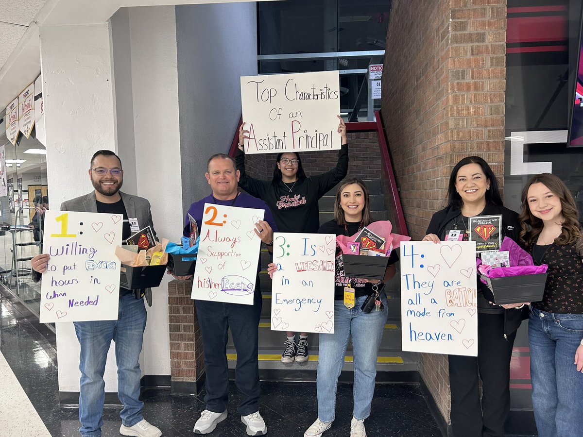 Hanks High School Library tweet media