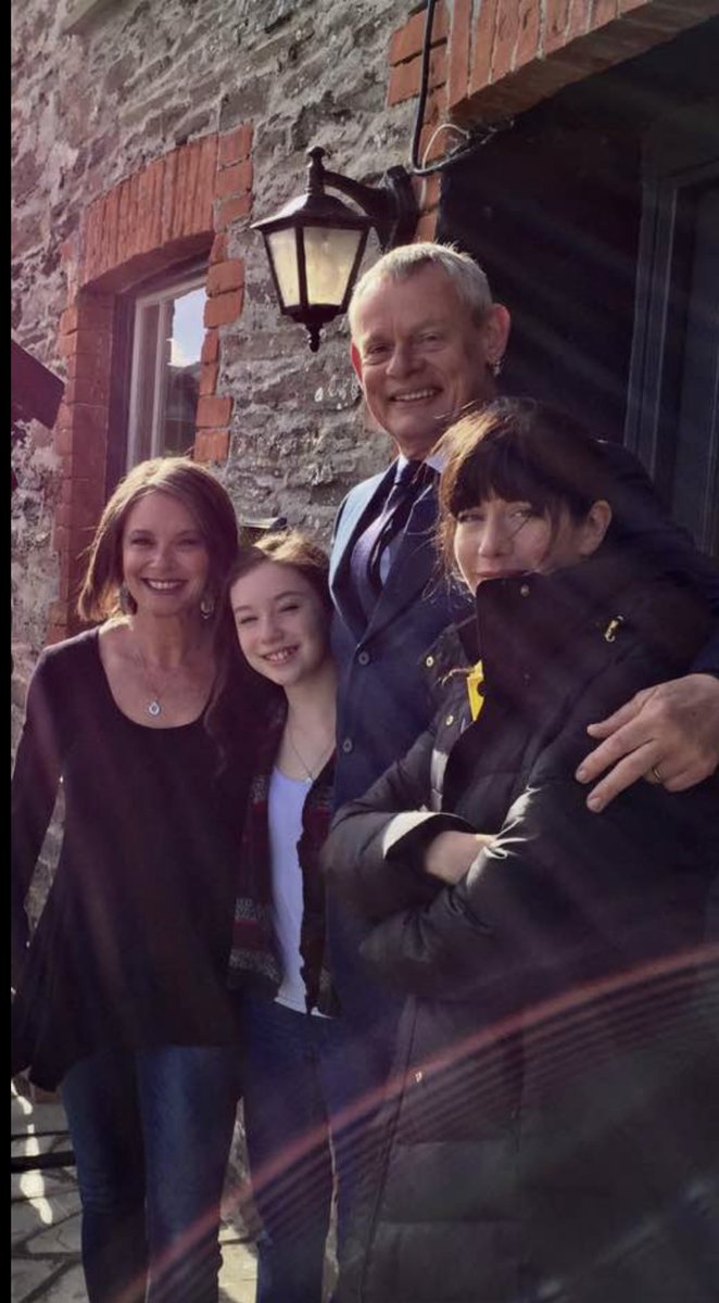 Pretty Lies & Alibis🎙 tweet media