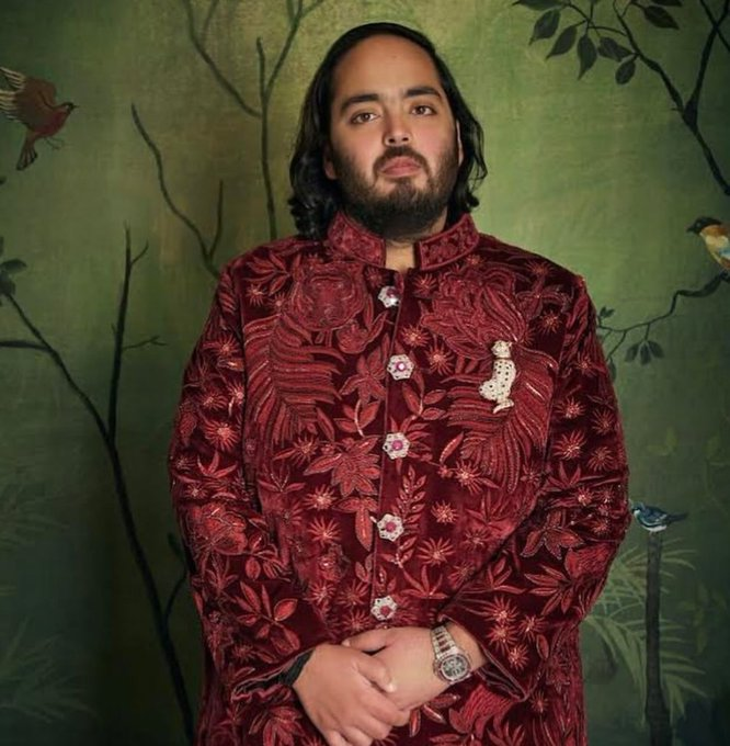 JaipurDialogues's tweet image. Fantastic!

On his birthday, Anant Ambani donates ₹6 crore and pledges another ₹12 crore for the restoration of Kerala temple.