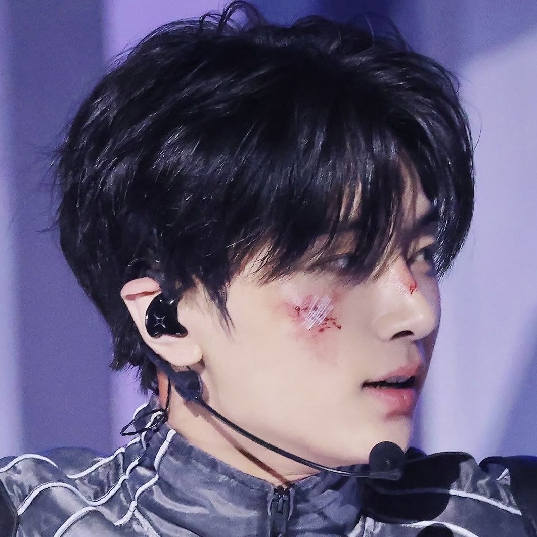 jay media⋆⭒˚.⋆ tweet media