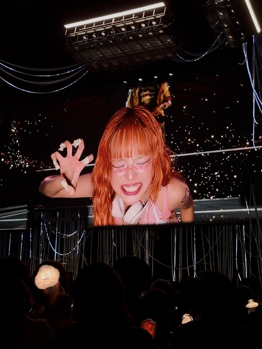 urara🐿🧡 tweet media