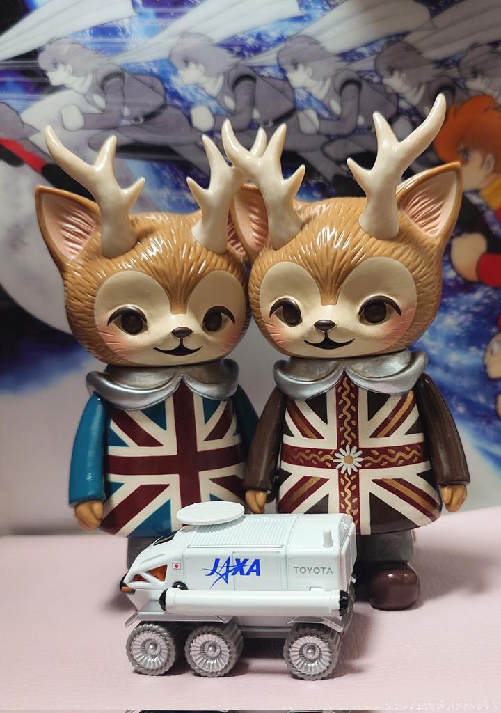 ルナクルーザーっていうんだって♬
月旅行に行きたいね🌕️
#つのねこ