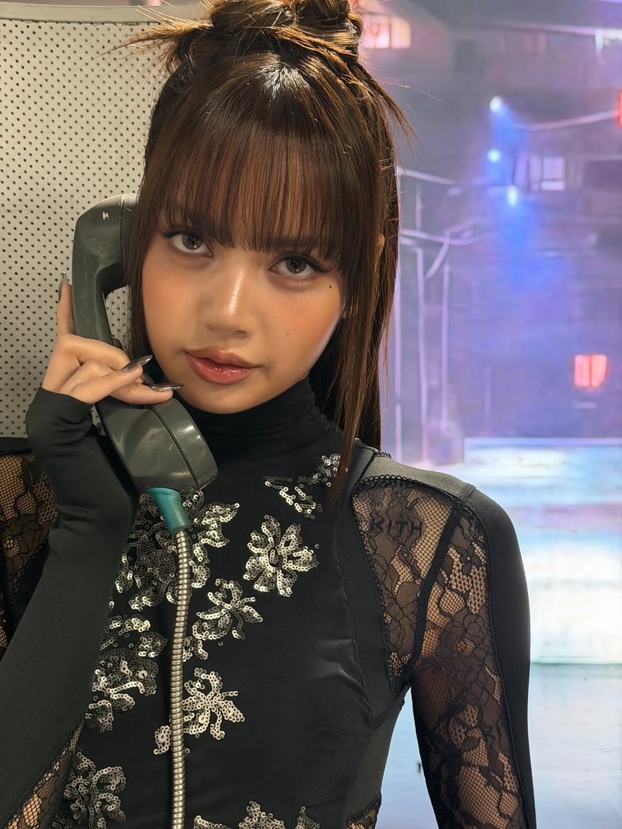 _httpskitten's tweet photo. [...] ⠀📞✿፝፞፞░    can you call me back? https://t.co/mLyVQsHm0z