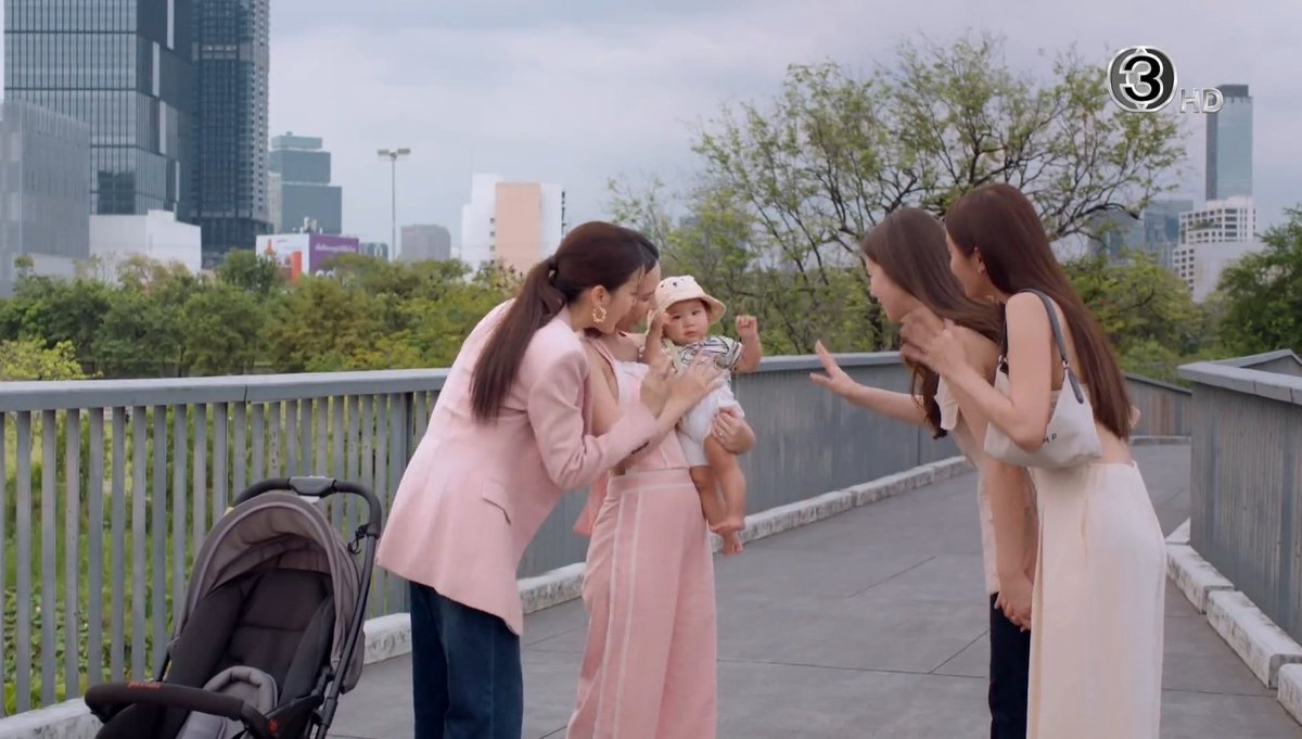 🧡🤍🩷 tweet media