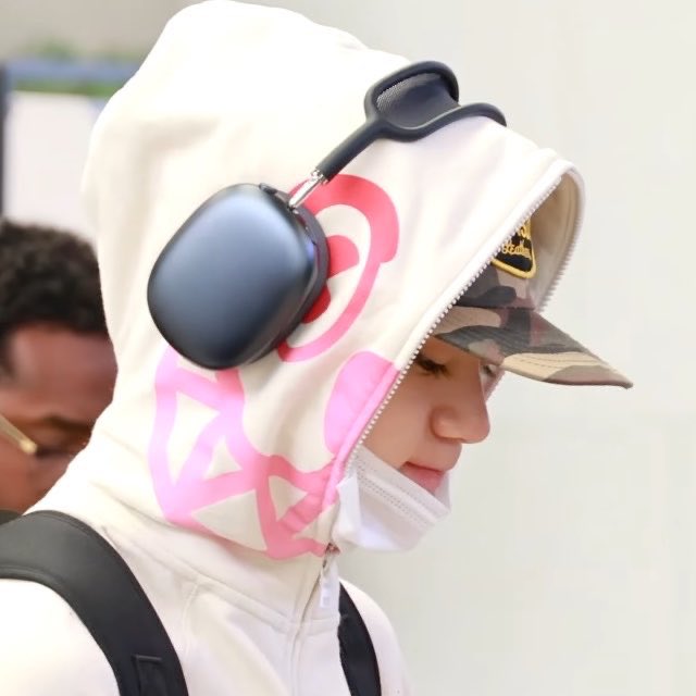 𝗖𝗵𝗼𝗰𝗼𝗖𝗮𝘁 tweet media