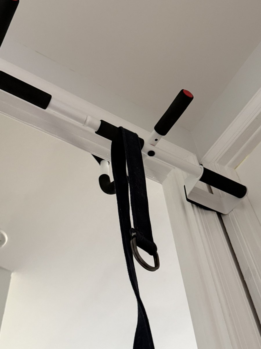 想看演唱会的库洛米 tweet media