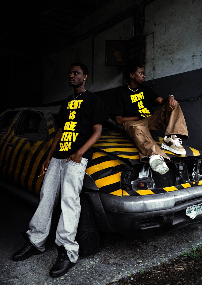 TEE LIVE TOMORROW 7PM WAT!