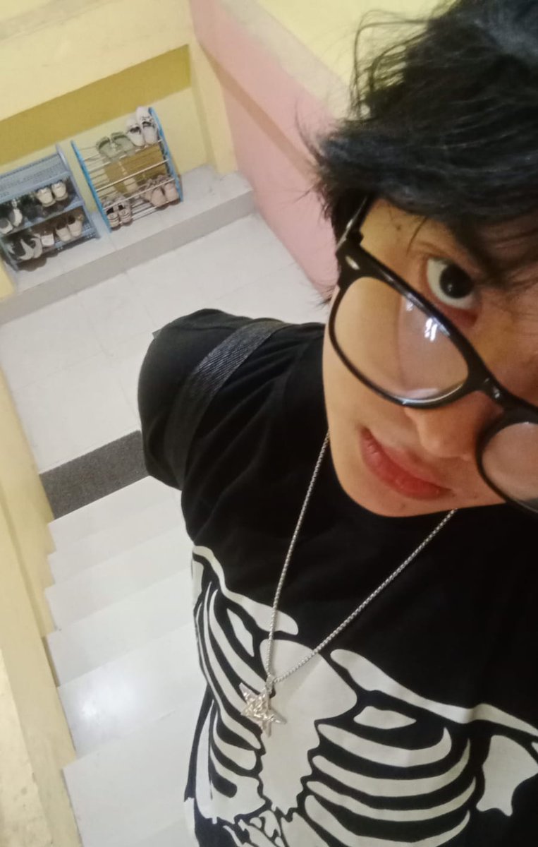 Gotta post this stair post here as well😋