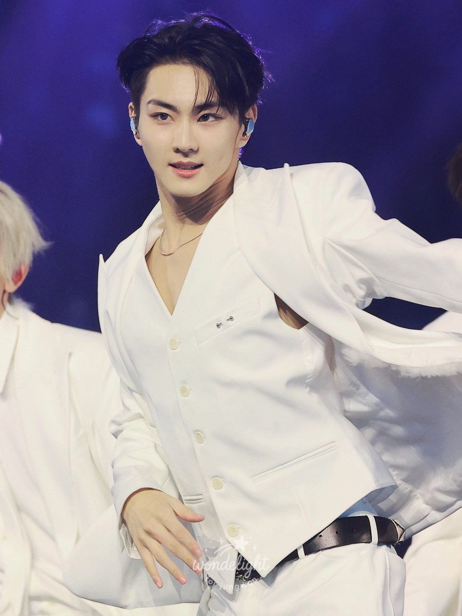 wondelight 💫 tweet media