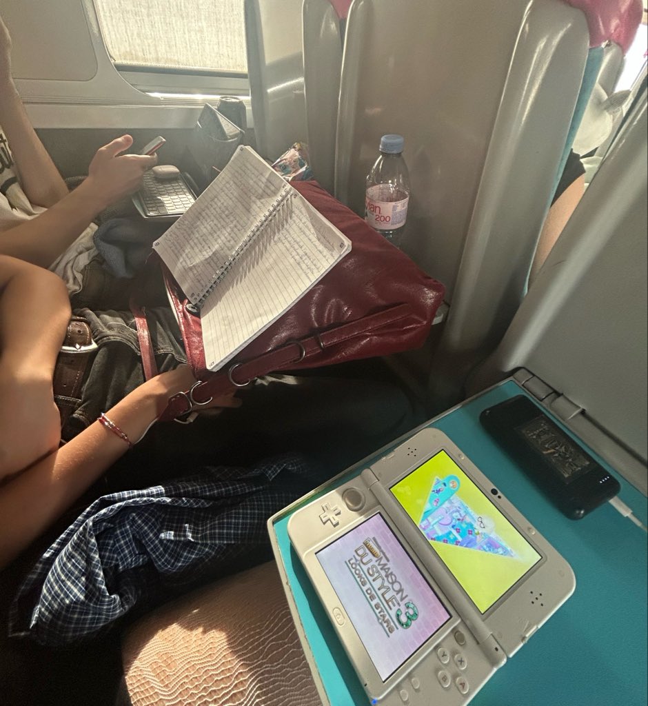 𝐀𝐛𝐬𝐨𝐥𝐮𝐭𝐋𝐢𝐬𝐚.☆ 𓆝 tweet media