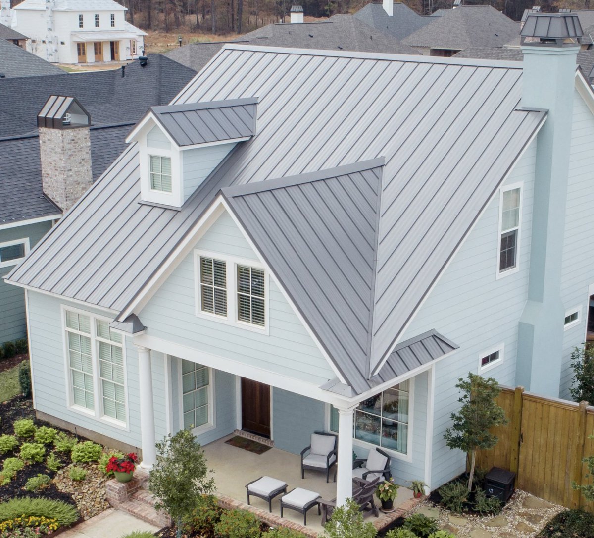 YourMetalRoof's tweet image. Rising costs are everywhere—but your roof should deliver long-term value, not just a low upfront price. 🏠💰

Metal roofing offers durability, energy savings, low maintenance, and decades of performance.

Invest once. Benefit for years.

#MRA #MetalRoofing #Roofing #Home