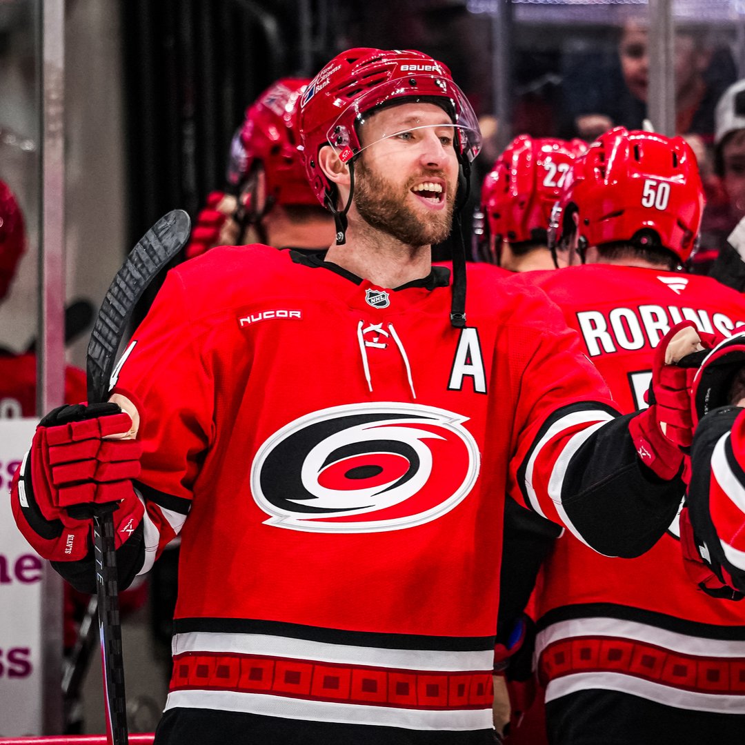 y - Carolina Hurricanes tweet media