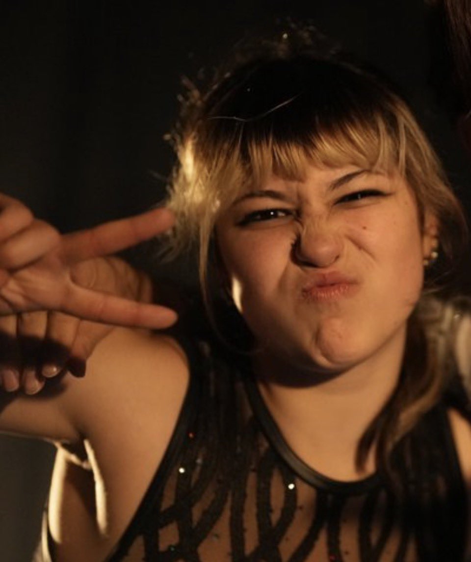 lilli 🦊 comms open tweet media