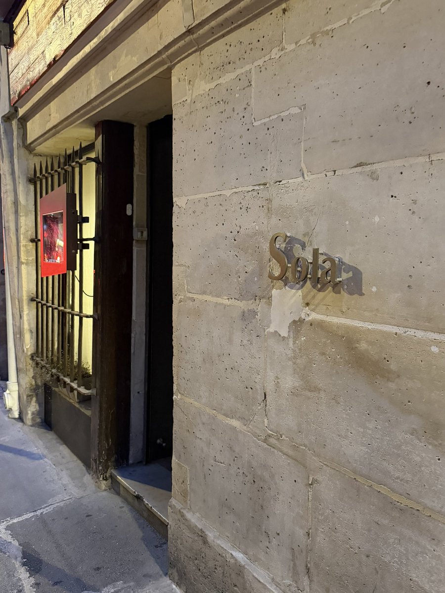 Elle Voss tweet media