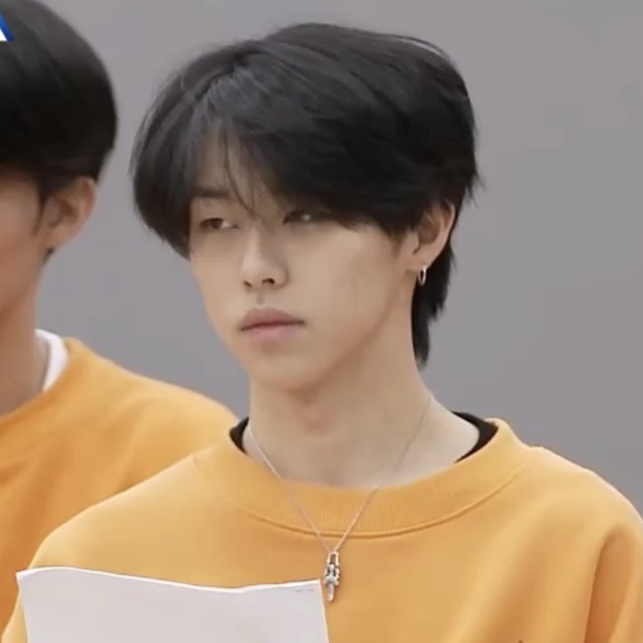 𝘀𝗮𝘃𝗶 tweet media