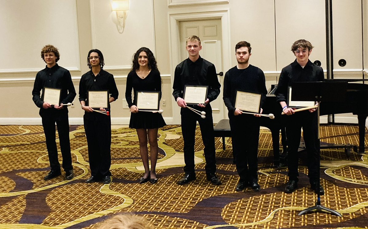 Rockvale High School Band tweet media