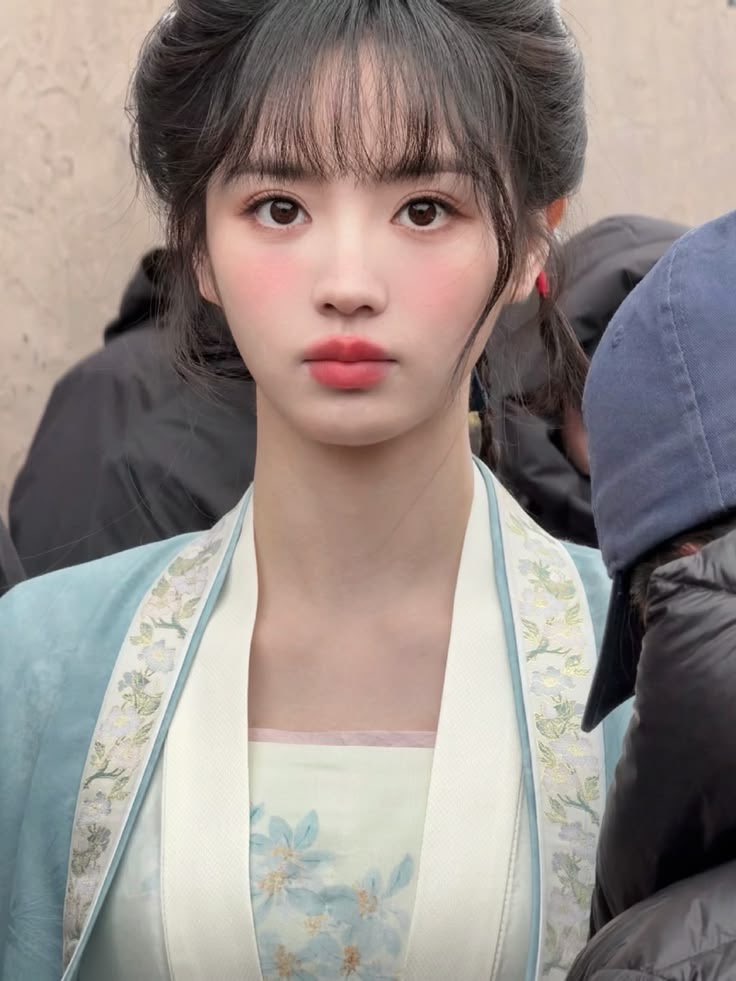 영 tweet media